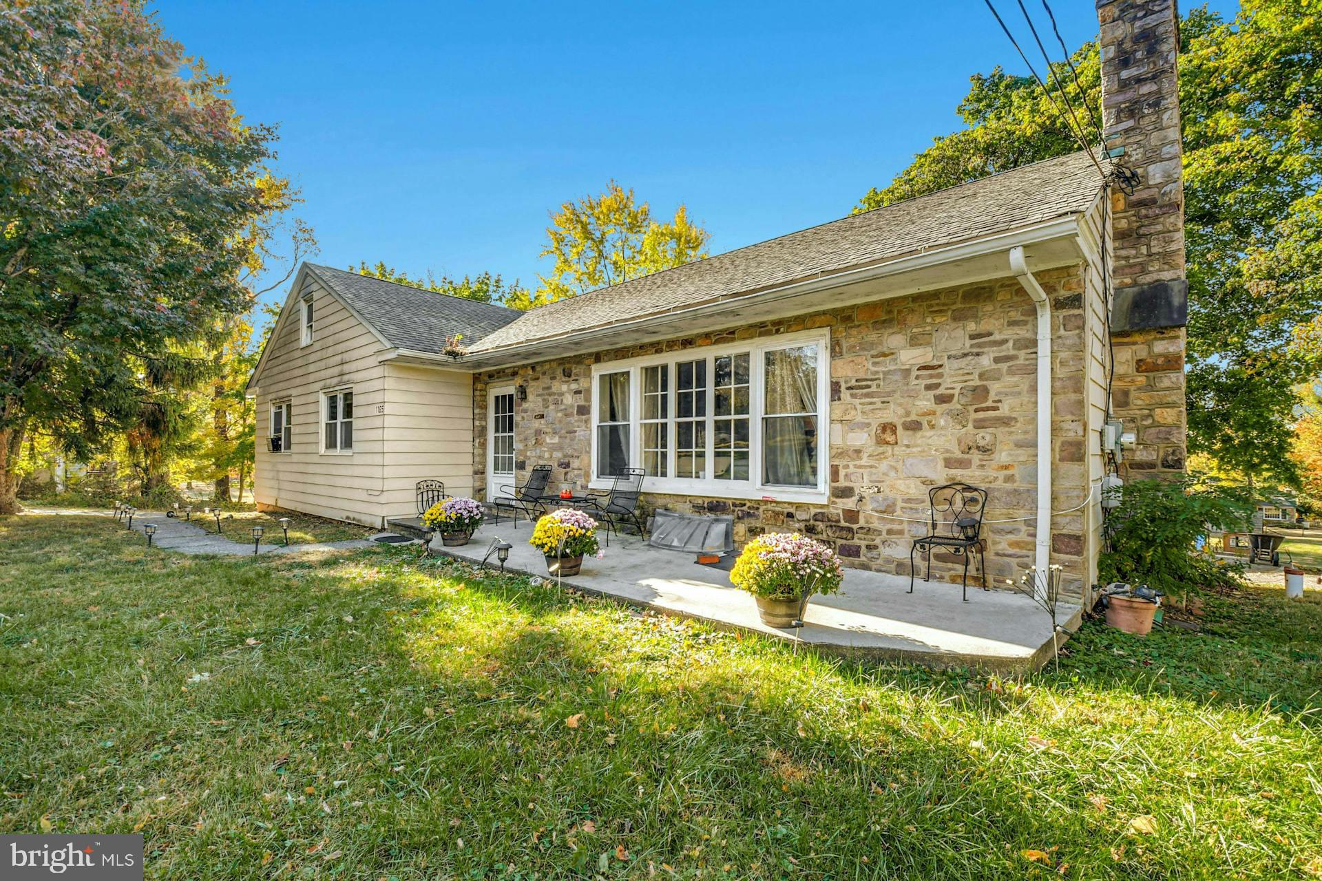 1165 SWAMP ROAD