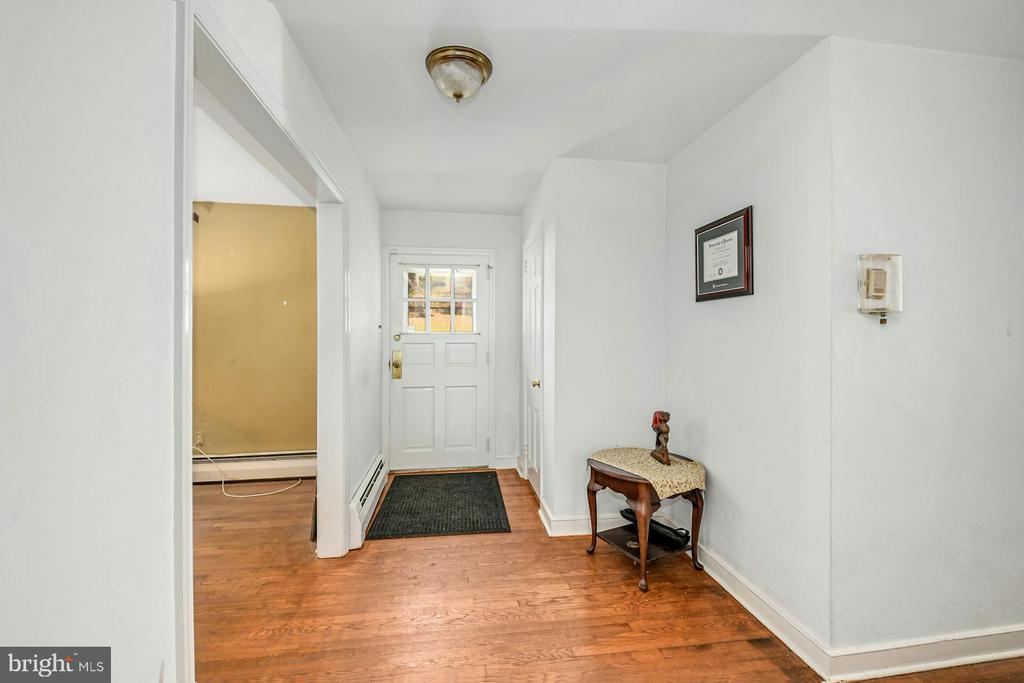 1165 SWAMP ROAD