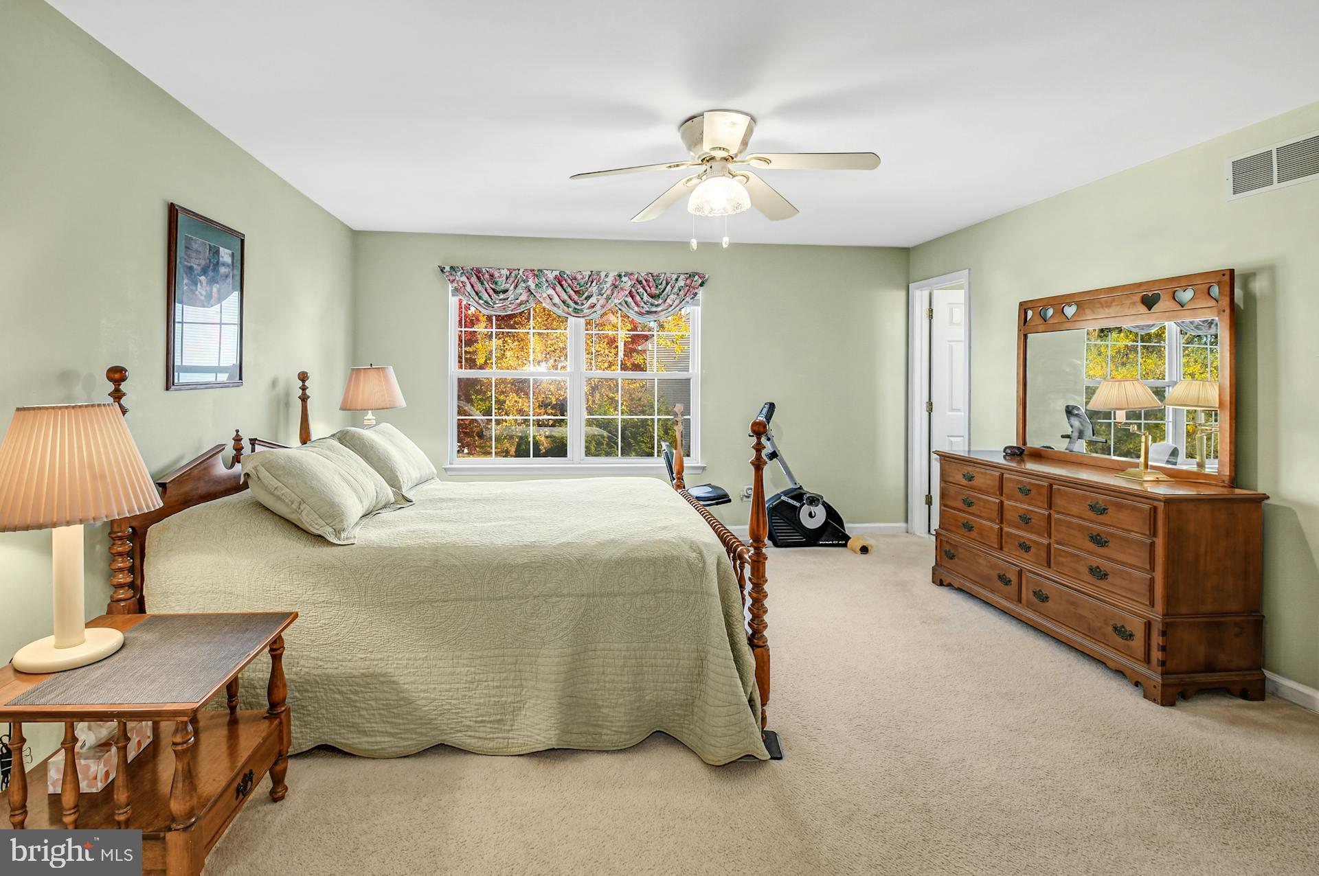 6186 MOUNTAIN LAUREL COURT