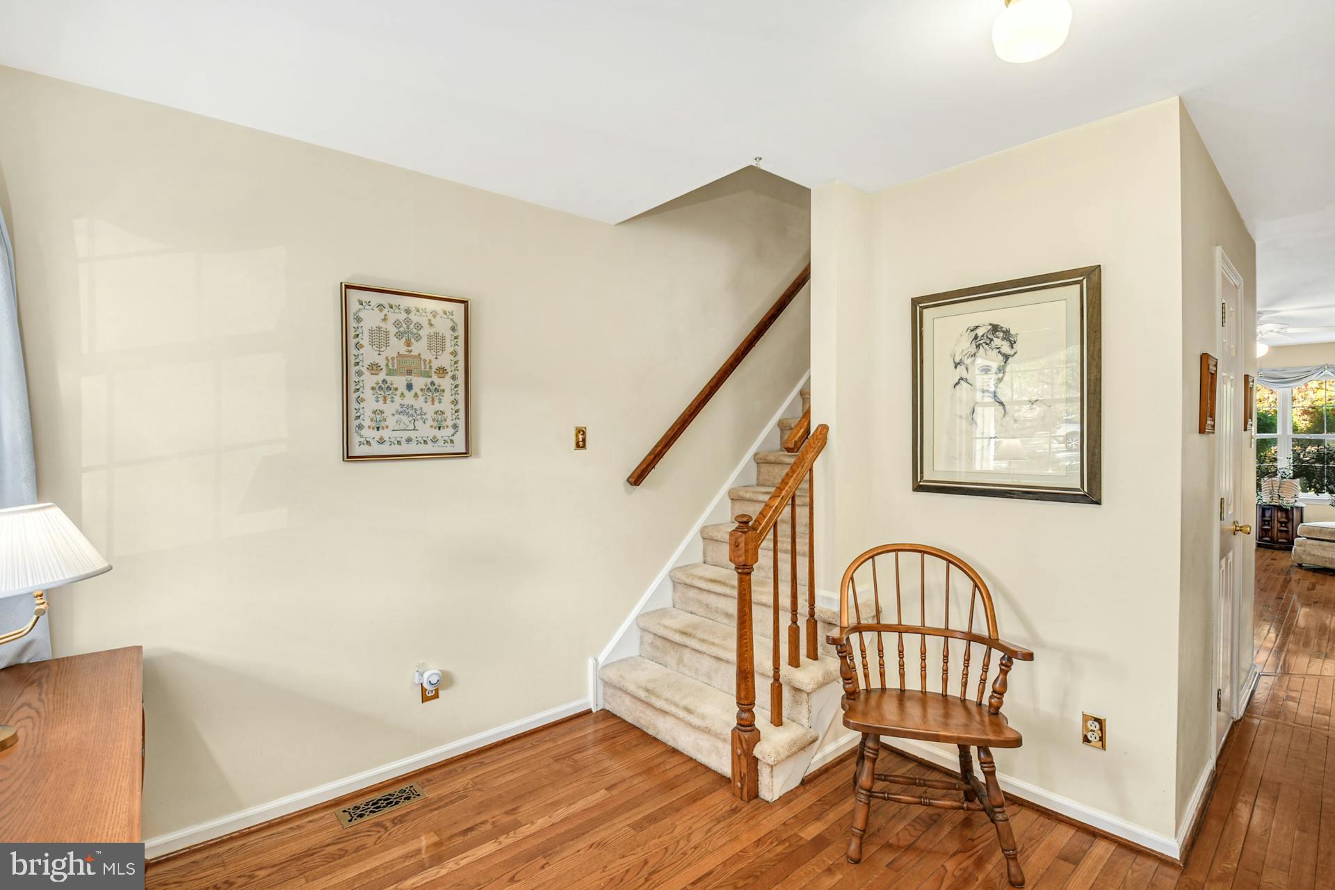6186 MOUNTAIN LAUREL COURT