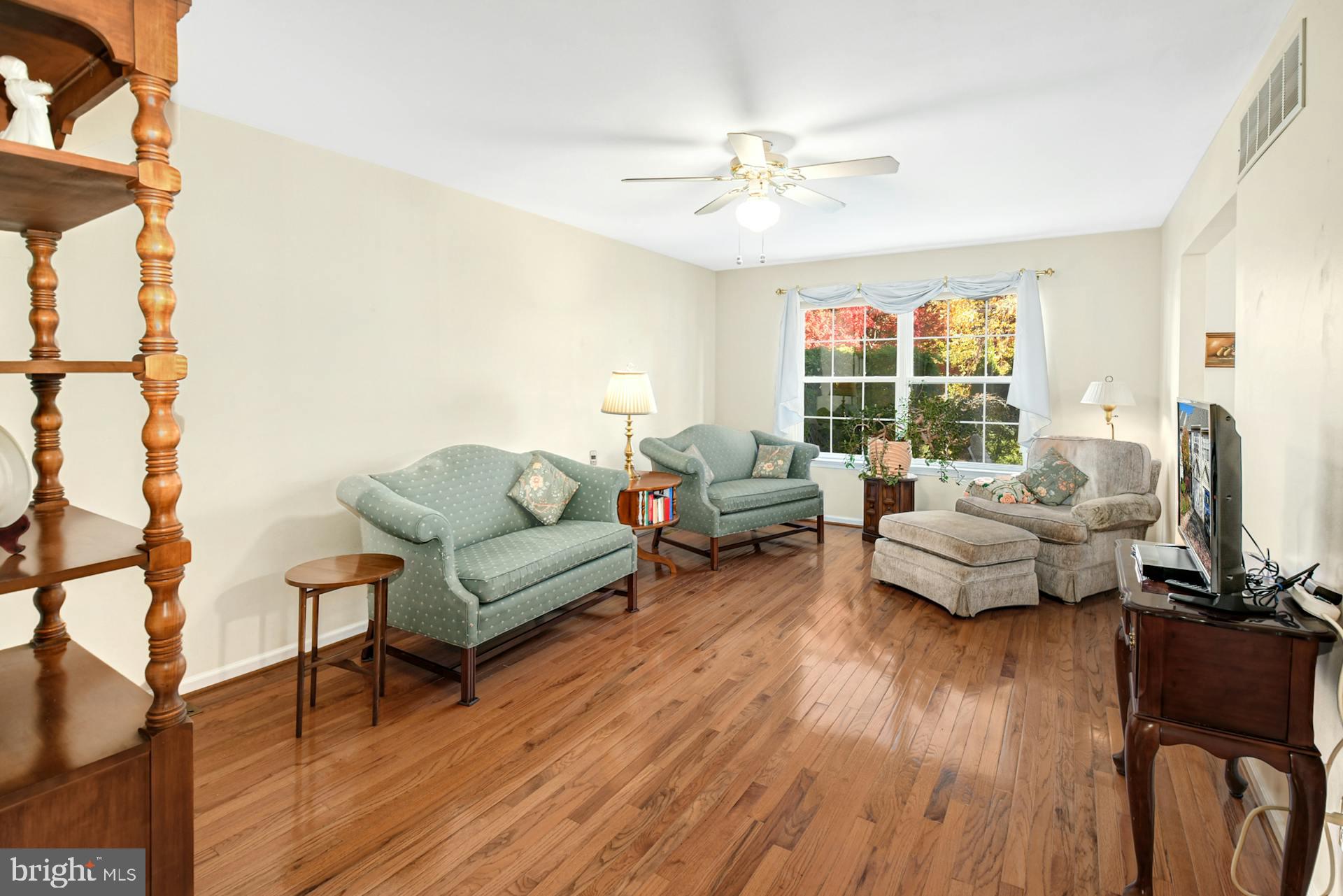 6186 MOUNTAIN LAUREL COURT