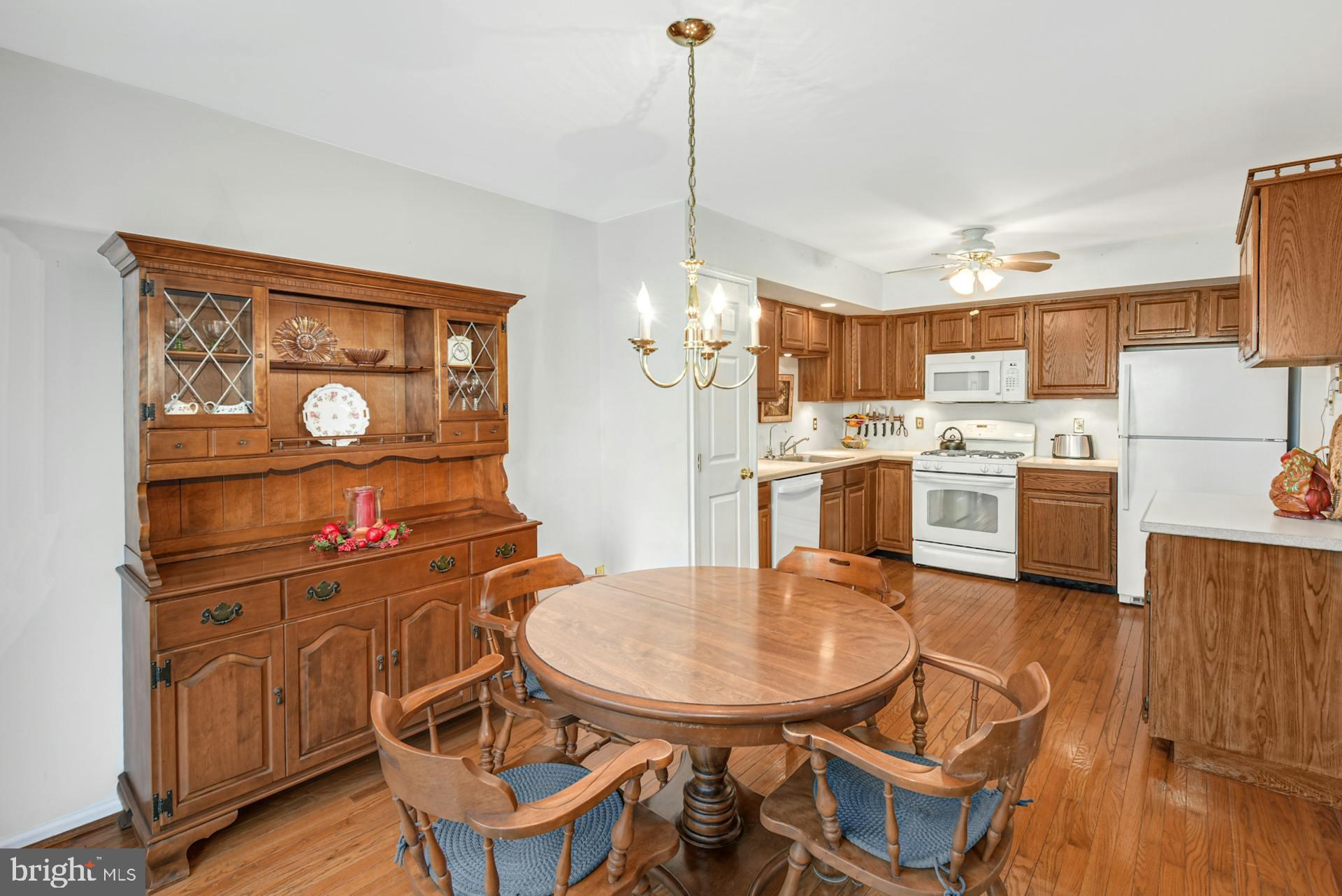 6186 MOUNTAIN LAUREL COURT