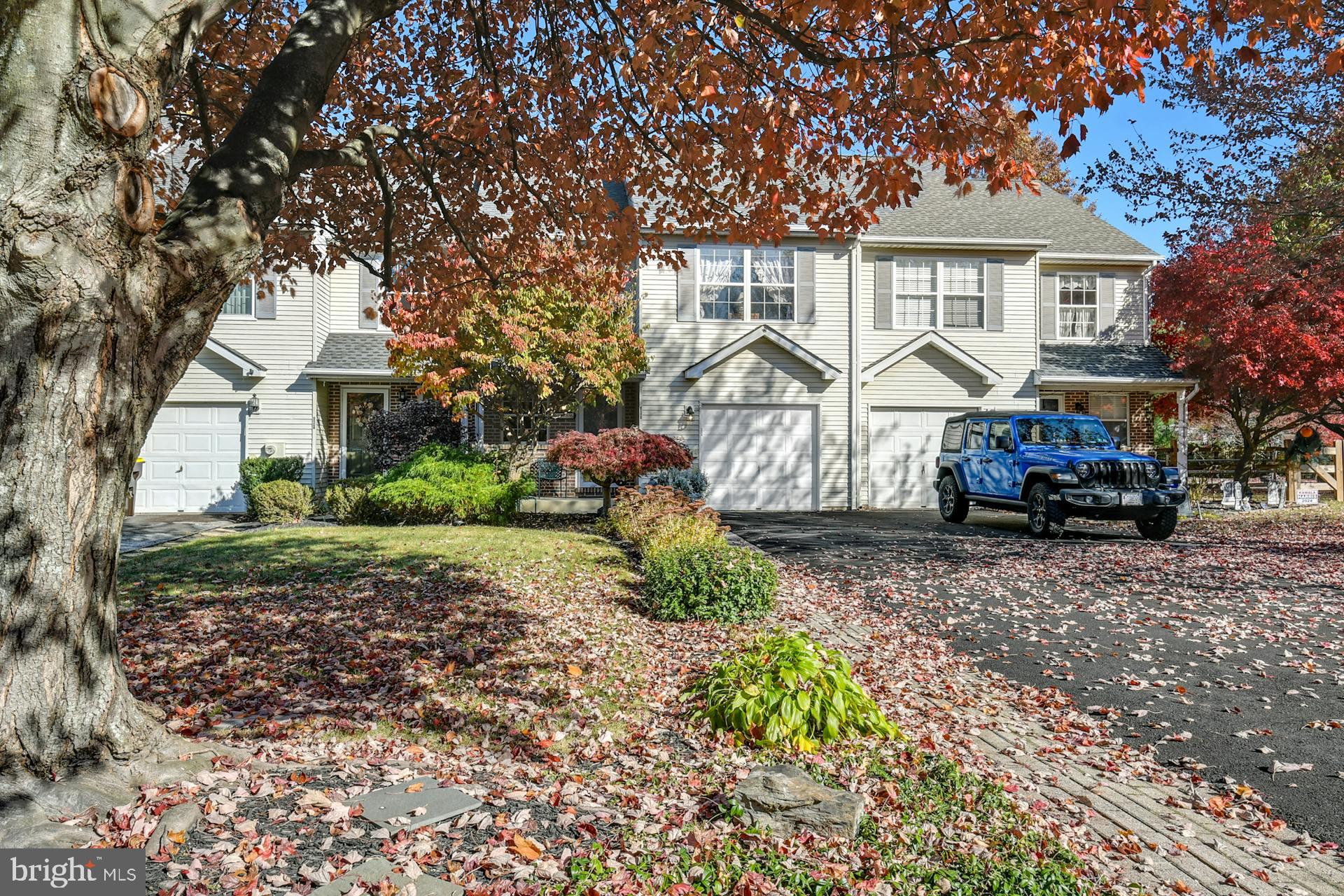 6186 MOUNTAIN LAUREL COURT