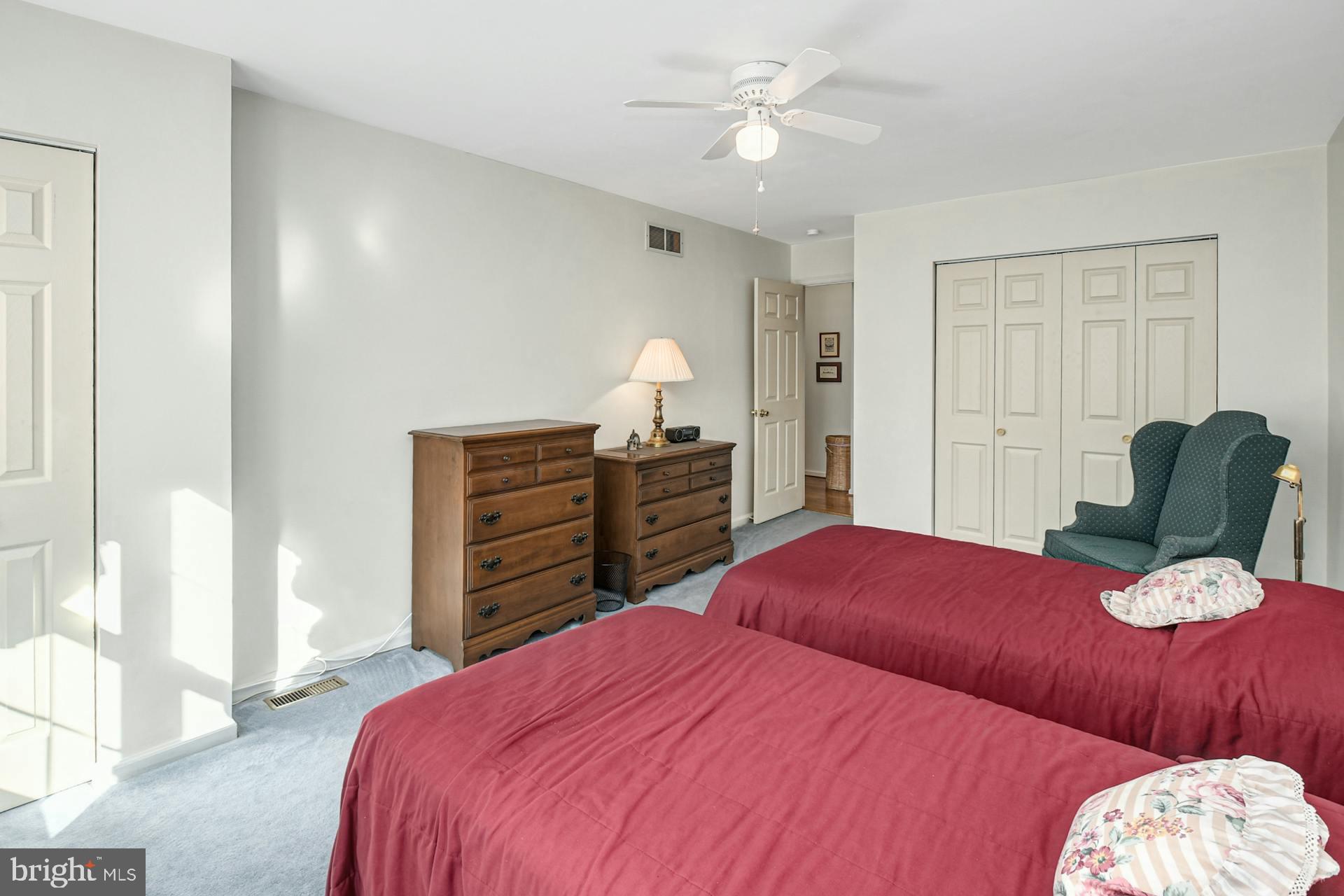 6186 MOUNTAIN LAUREL COURT