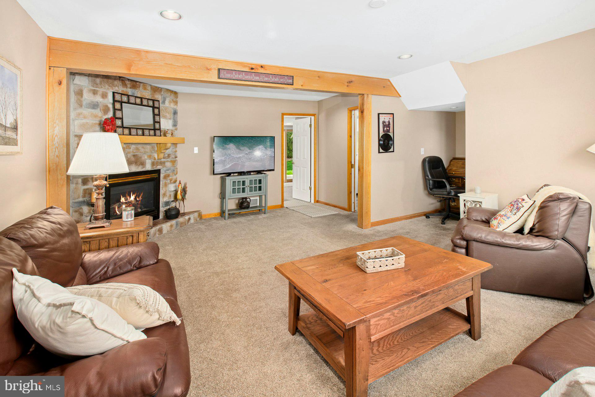 6126 HEARTHSTONE DRIVE