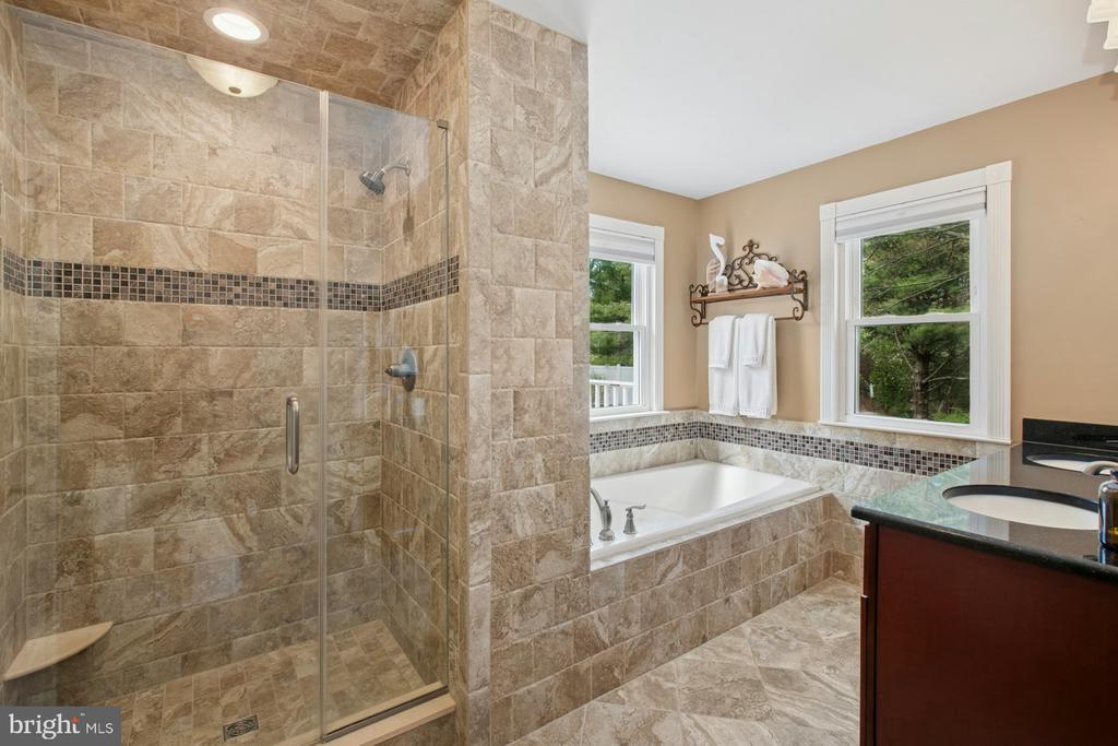 6126 HEARTHSTONE DRIVE