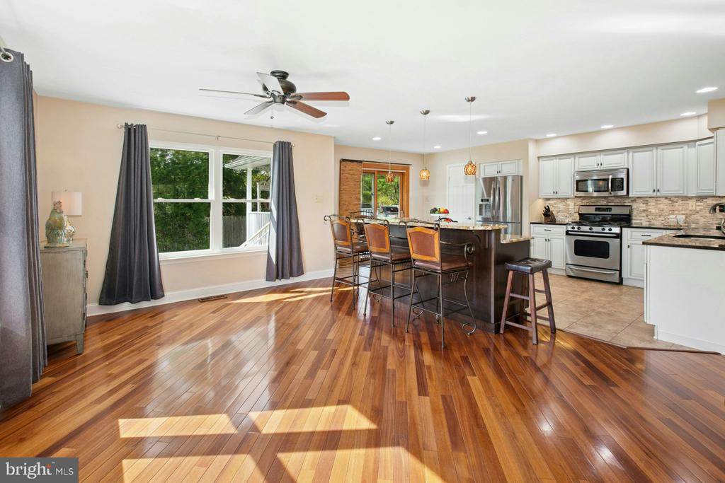 6126 HEARTHSTONE DRIVE