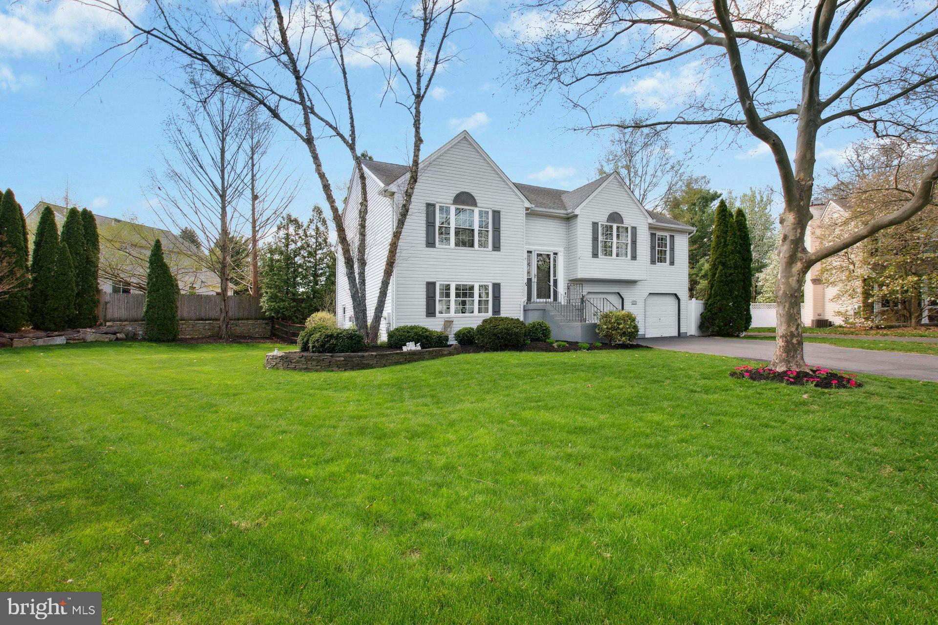 6126 HEARTHSTONE DRIVE