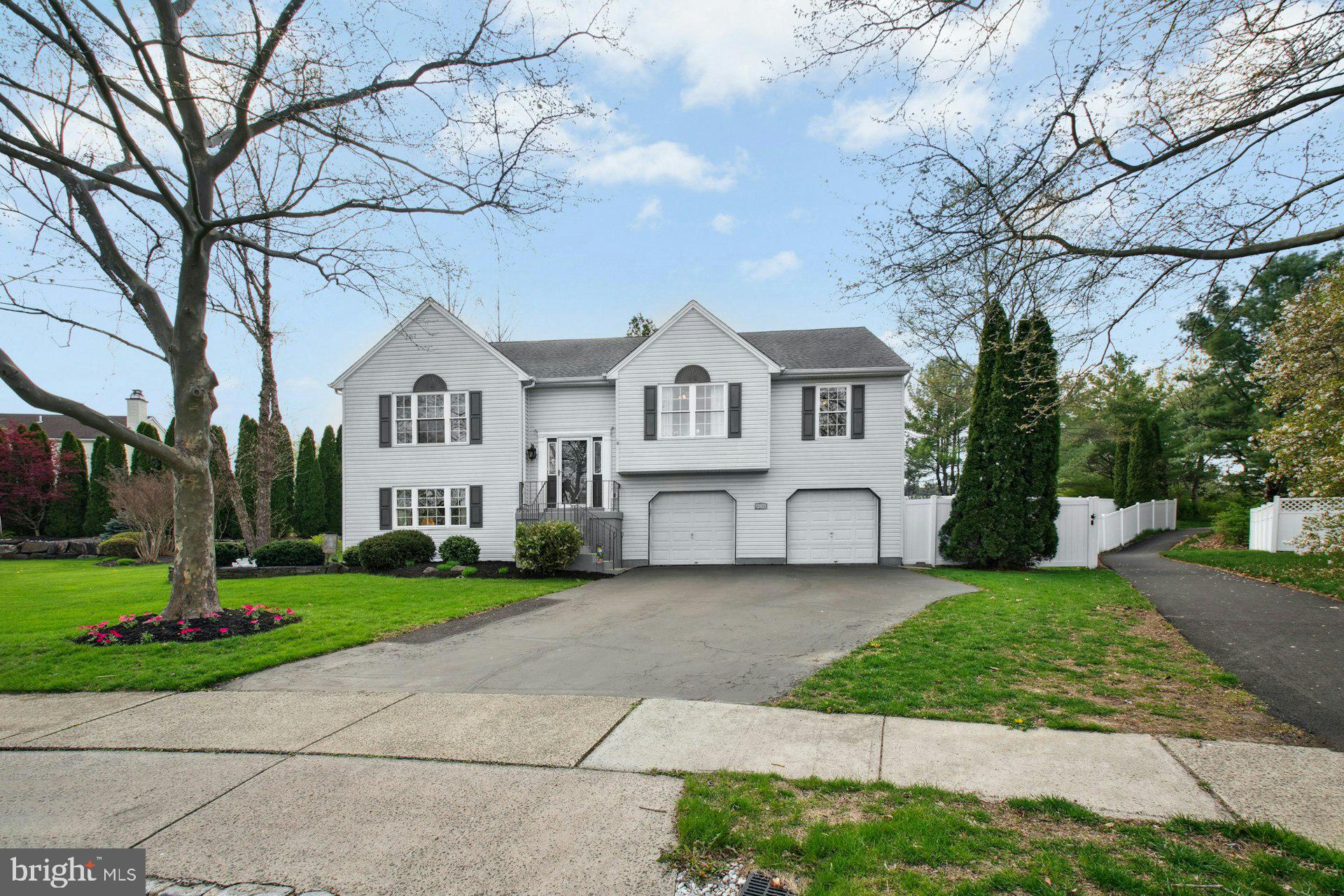 6126 HEARTHSTONE DRIVE