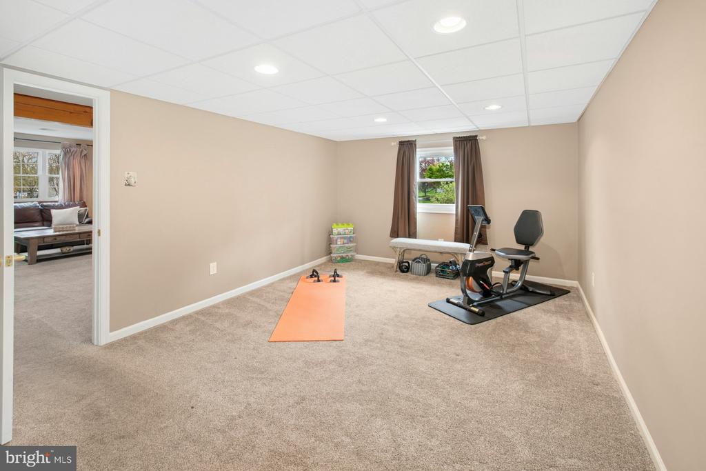 6126 HEARTHSTONE DRIVE