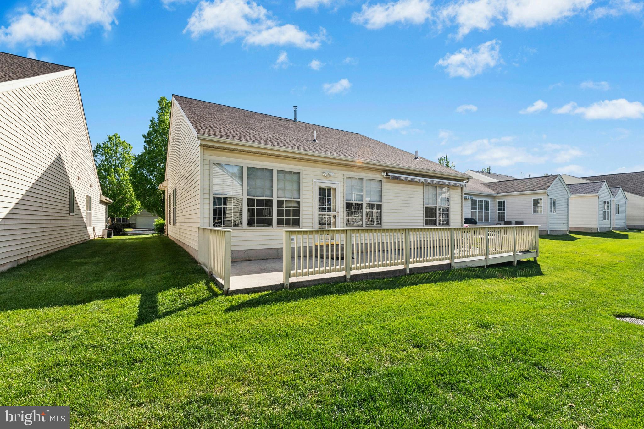 920 HAMILTON WAY