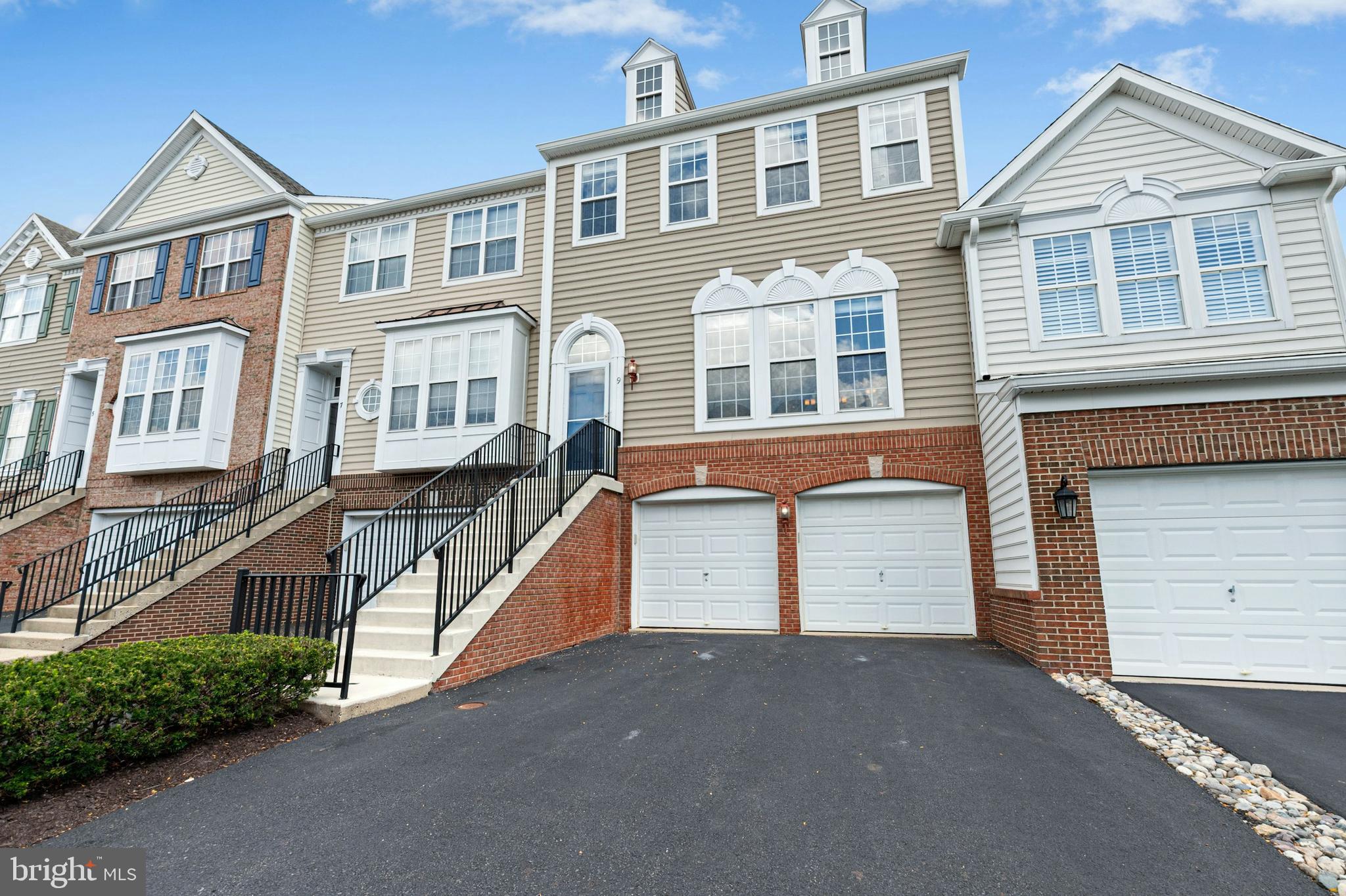 9 CORNERSTONE COURT