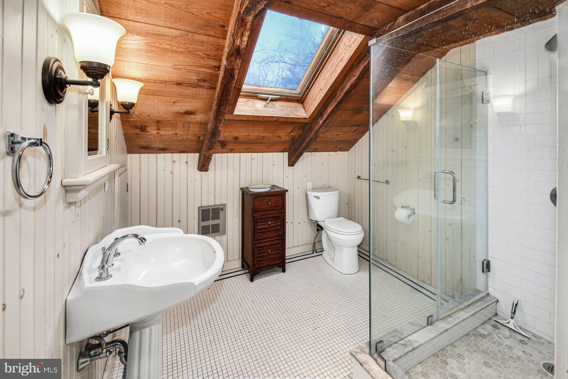 3220 WINDY BUSH ROAD COTTAGE