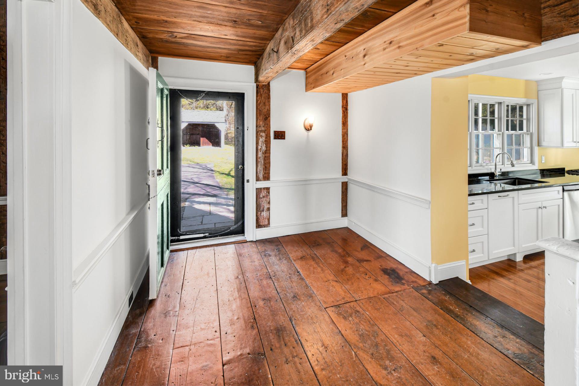 3220 WINDY BUSH ROAD COTTAGE