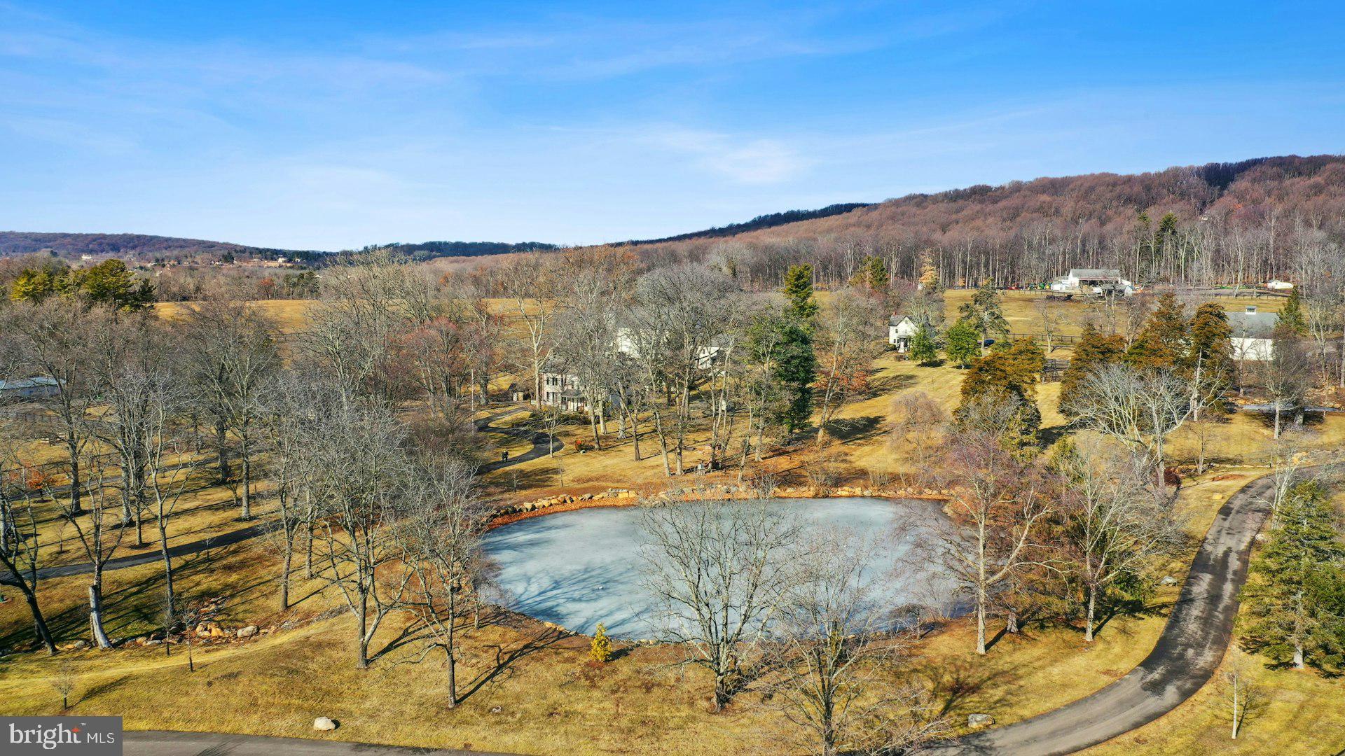 3220 WINDY BUSH ROAD GUEST HOME