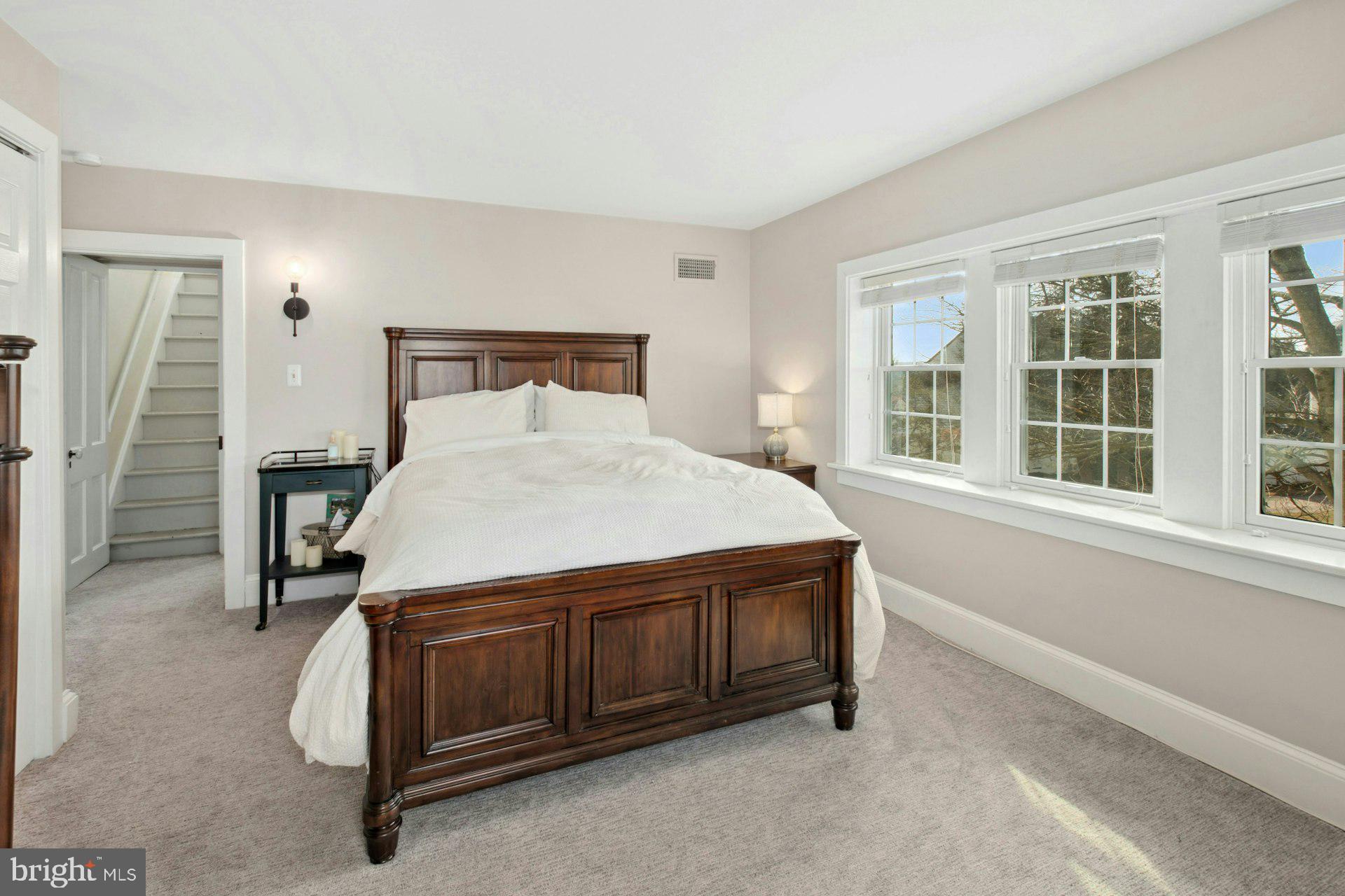 3220 WINDY BUSH ROAD GUEST HOME