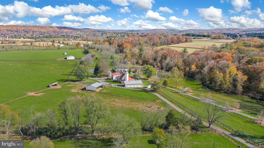 1315 PINEVILLE ROAD