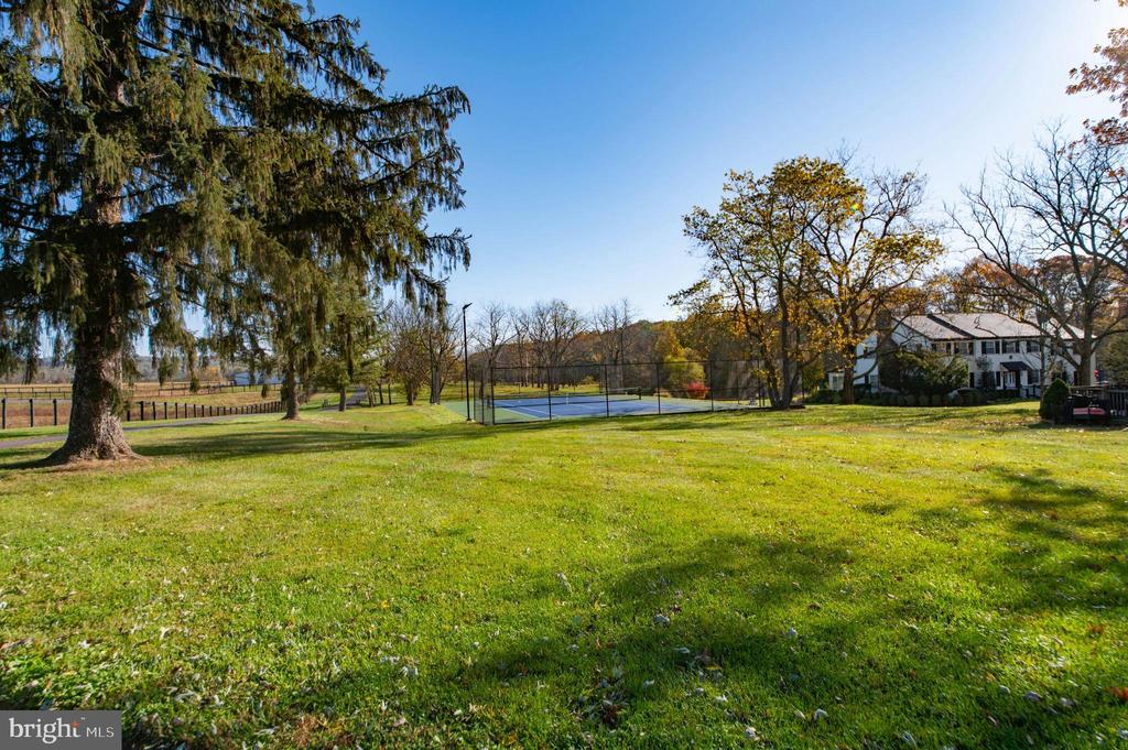1315 PINEVILLE ROAD