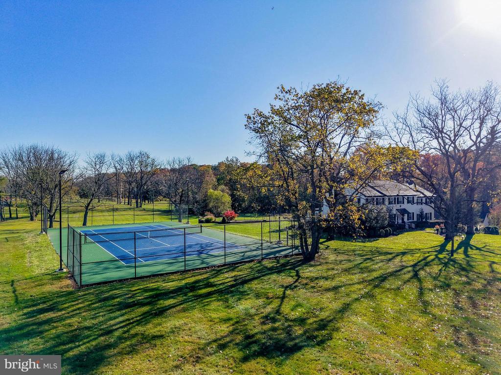 1315 PINEVILLE ROAD