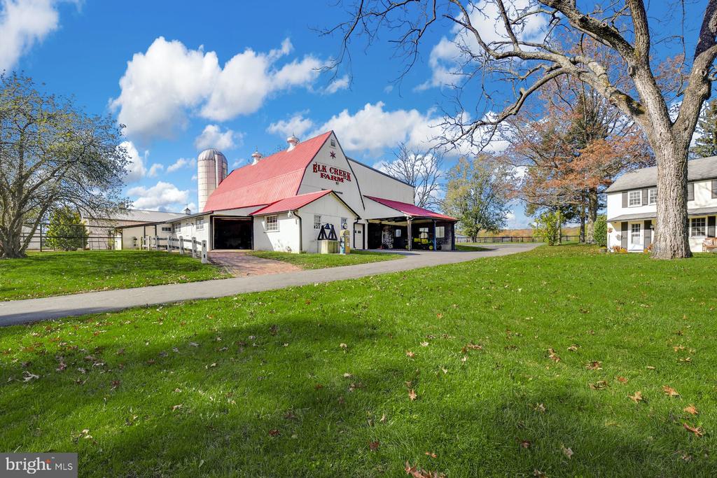 1315 PINEVILLE ROAD