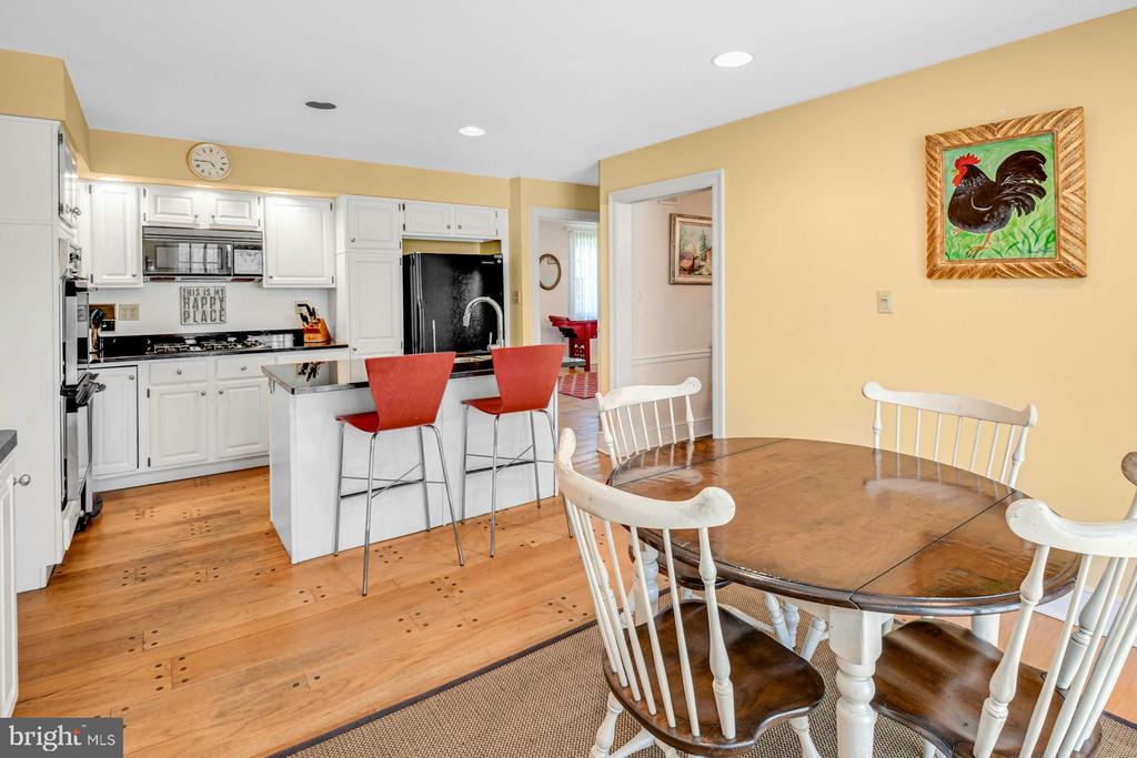 1315 PINEVILLE ROAD