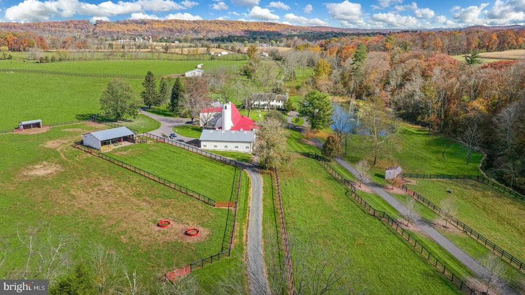1315 PINEVILLE ROAD