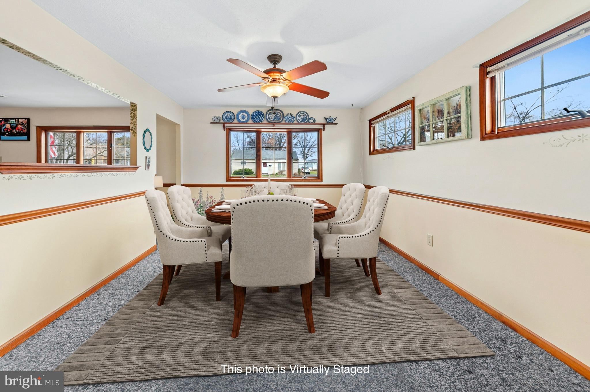 908 CIRCLE DRIVE