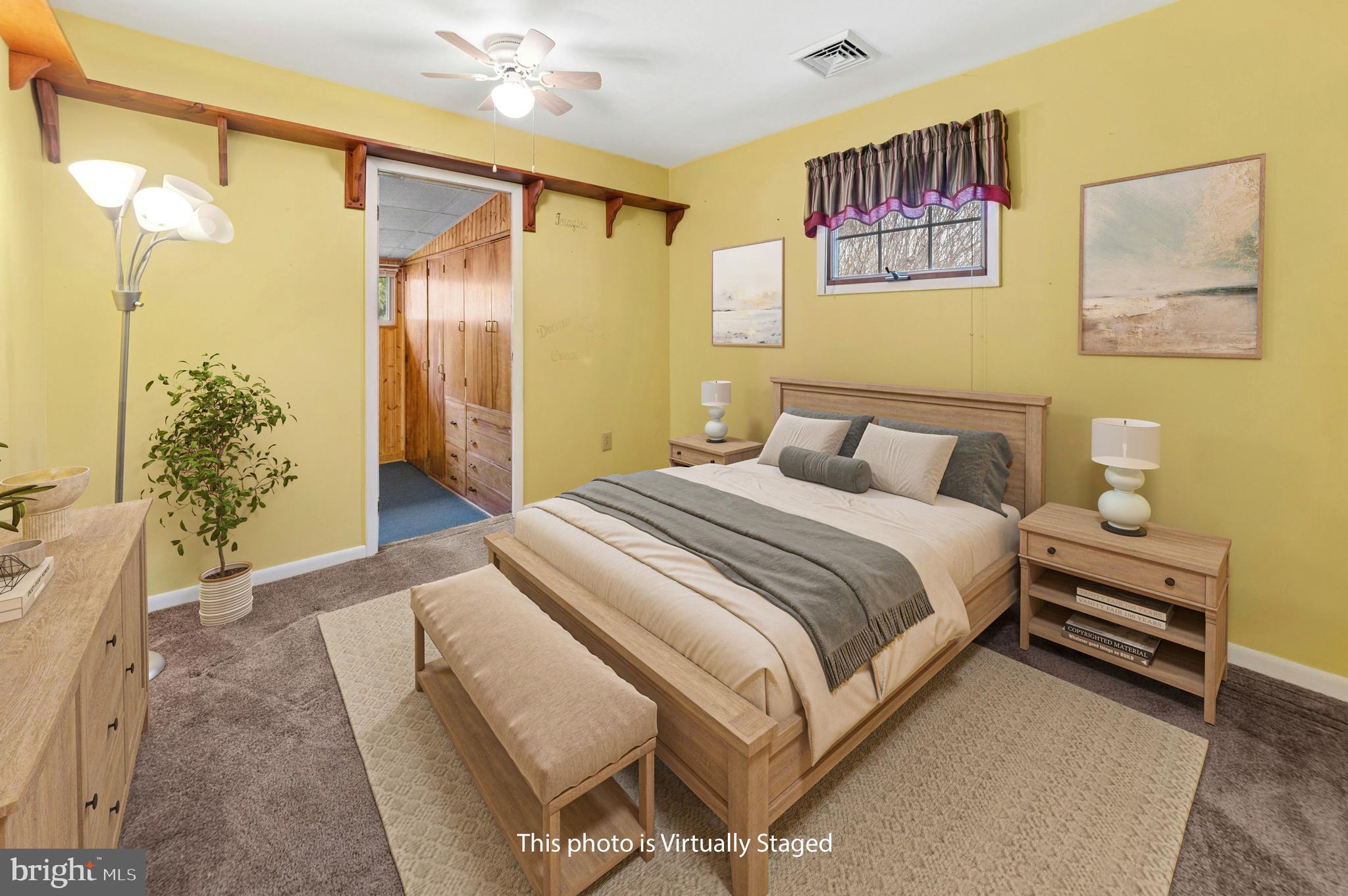 908 CIRCLE DRIVE