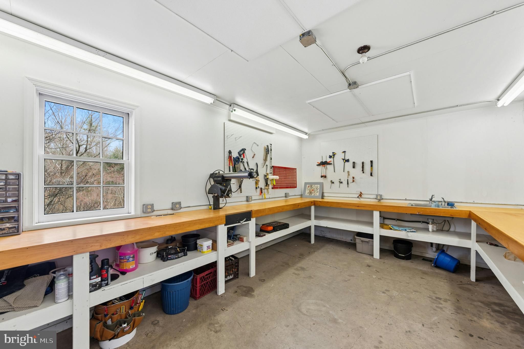 2885 MILL ROAD