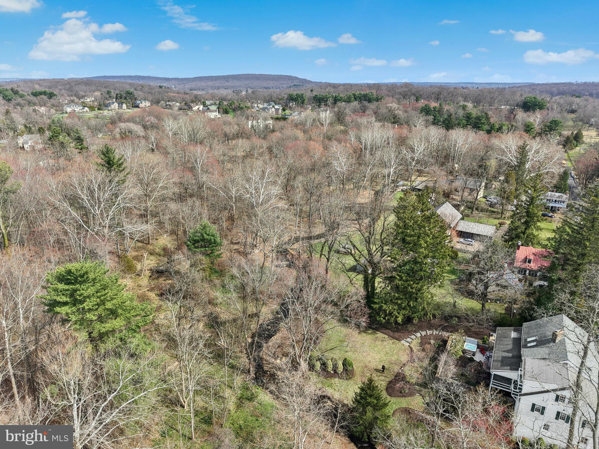 2885 MILL ROAD