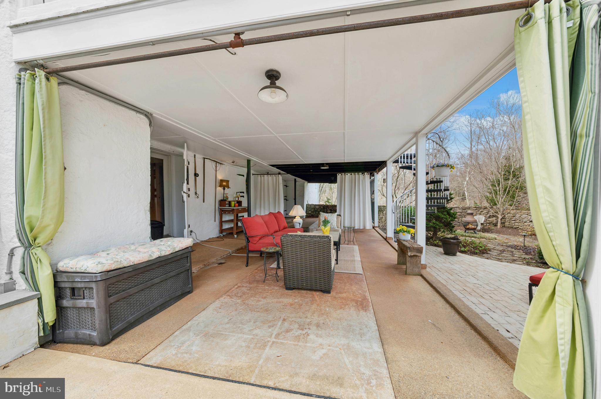 2885 MILL ROAD