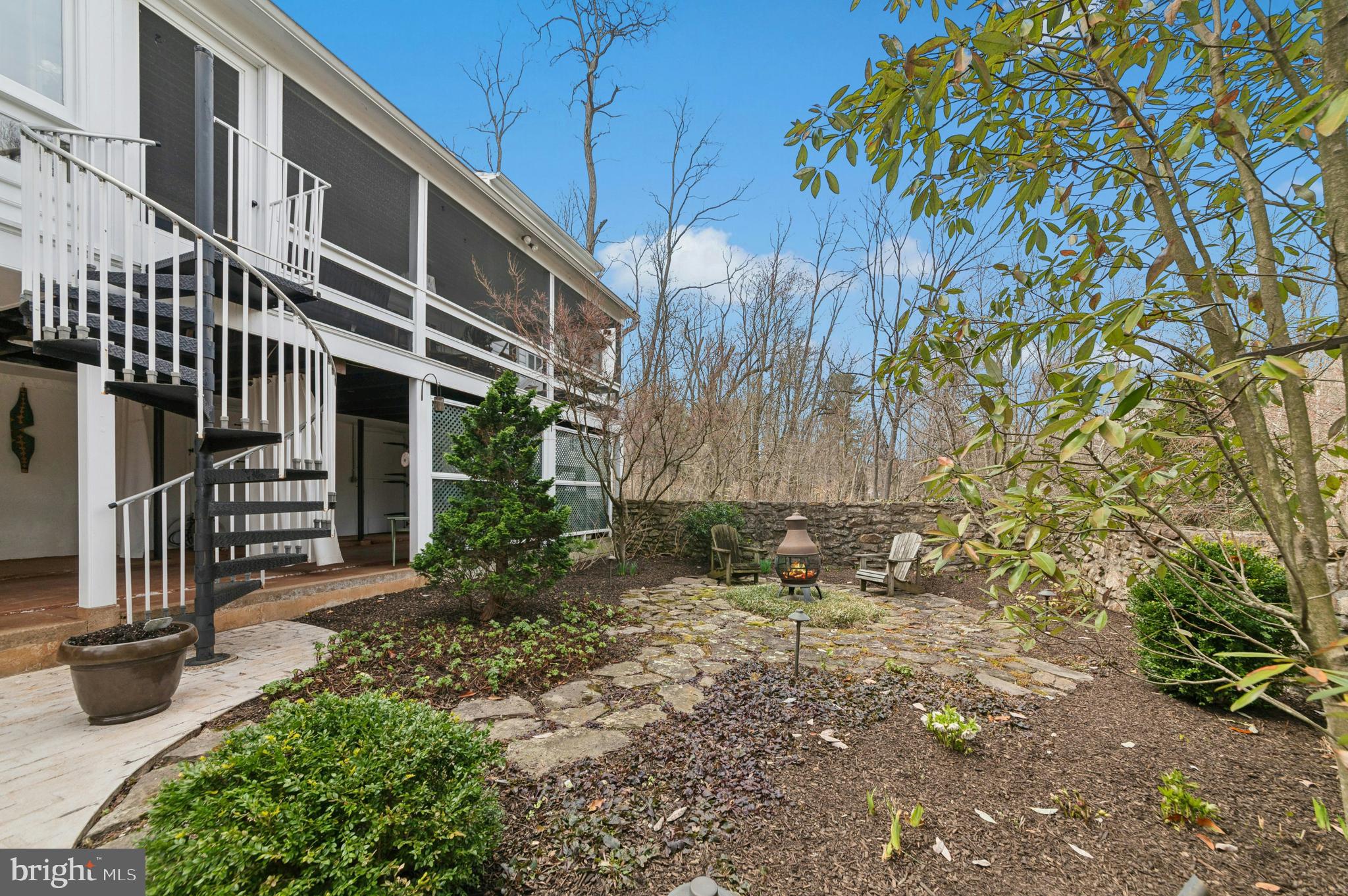 2885 MILL ROAD