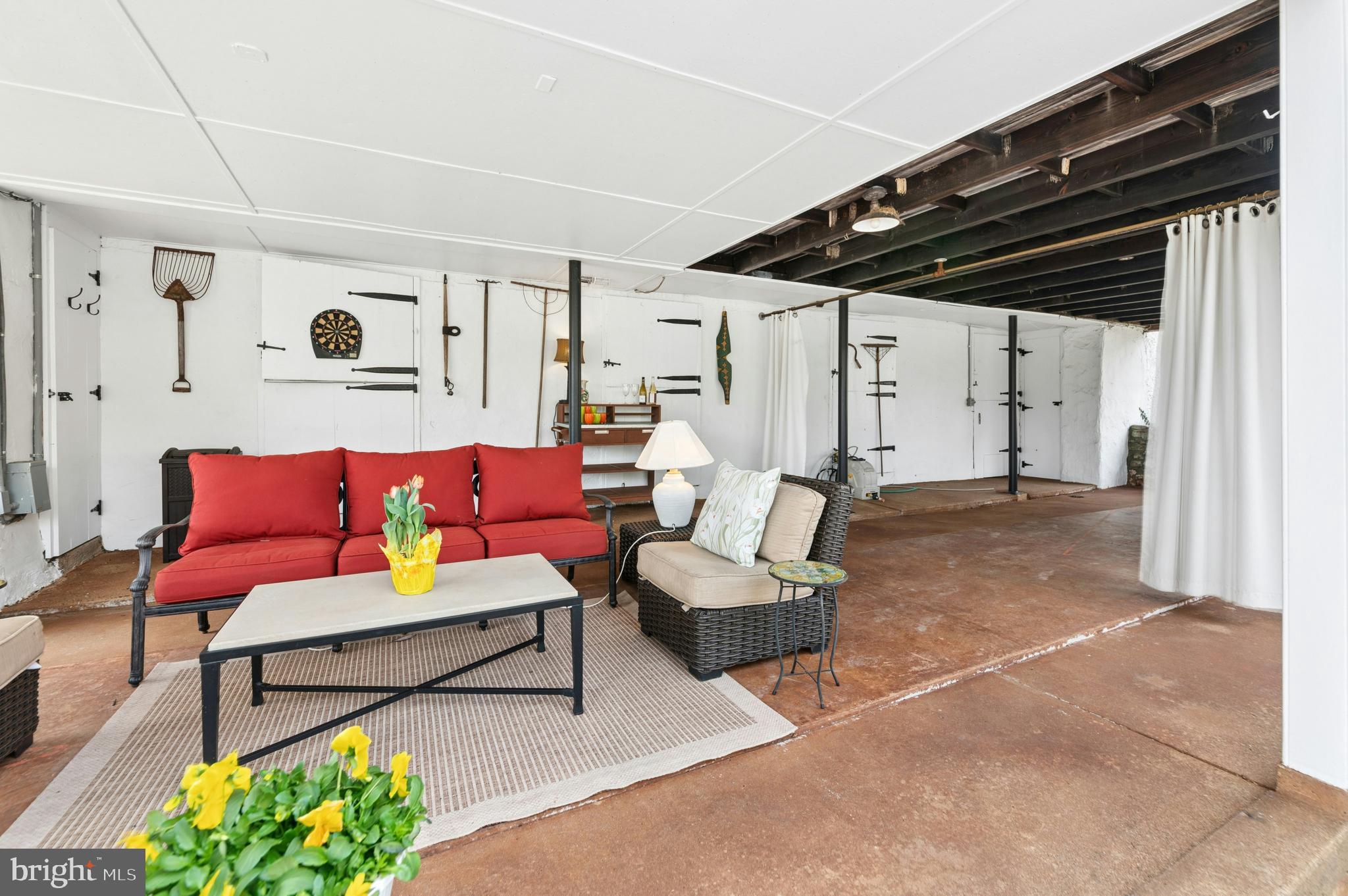 2885 MILL ROAD