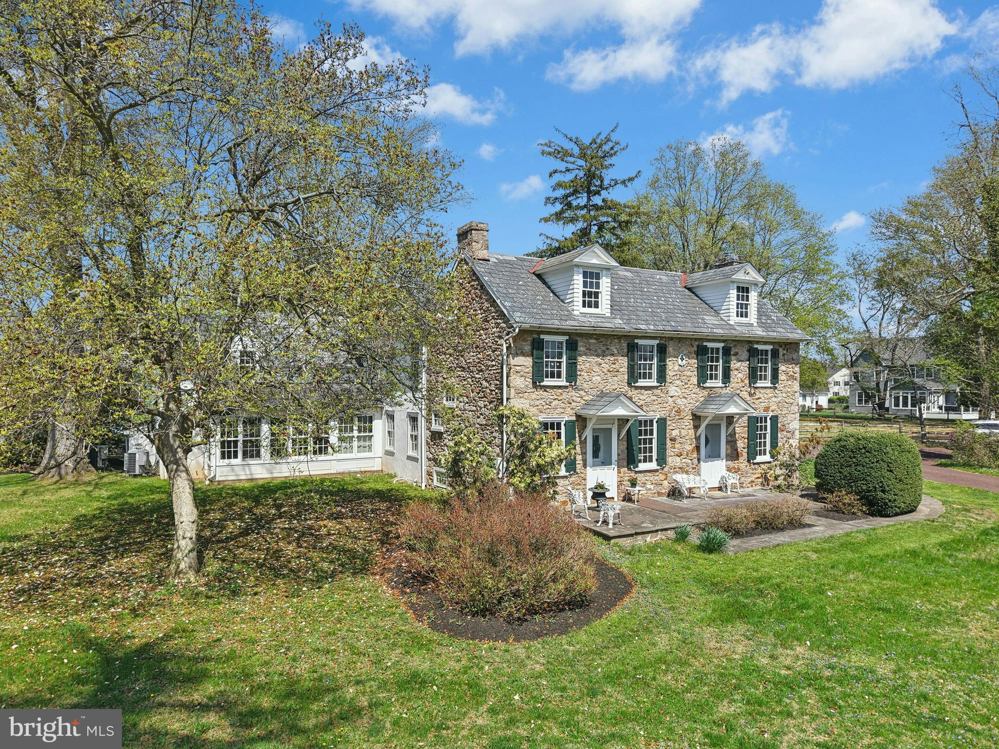 189 E BUTLER AVENUE