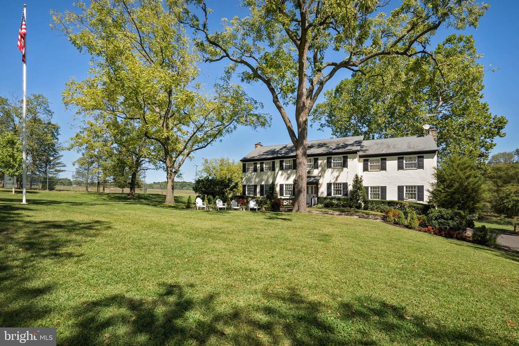 1315 PINEVILLE ROAD MAIN HOUSE