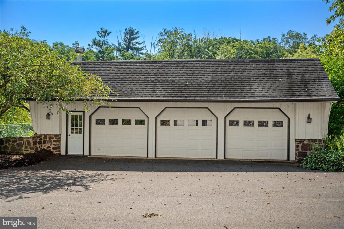 1315 PINEVILLE ROAD MAIN HOUSE