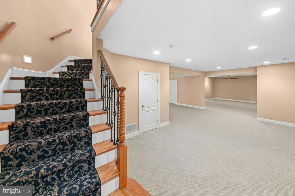 15 GREAT HILLS ROAD
