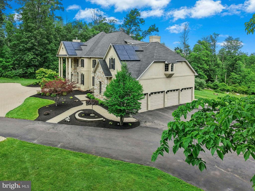 15 GREAT HILLS ROAD