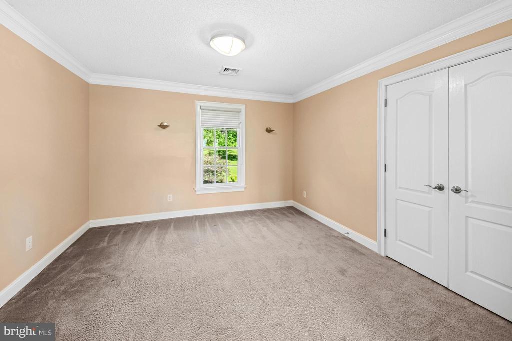 15 GREAT HILLS ROAD