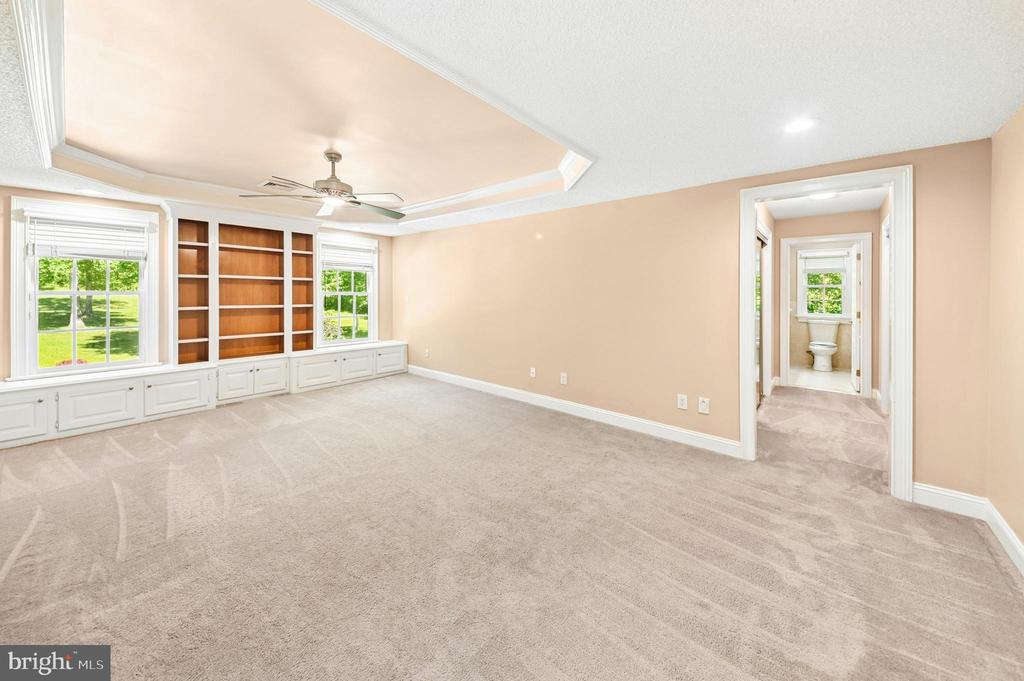15 GREAT HILLS ROAD