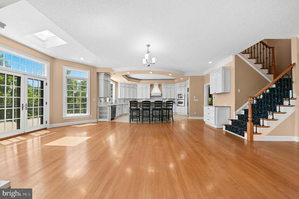 15 GREAT HILLS ROAD