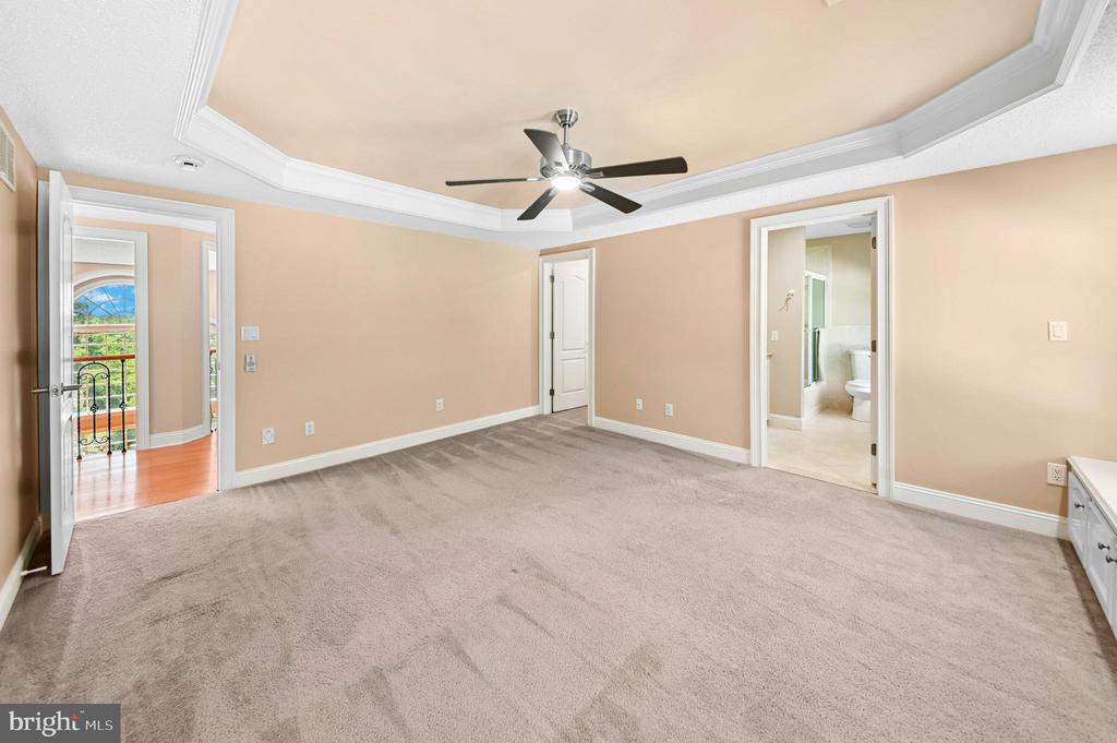 15 GREAT HILLS ROAD