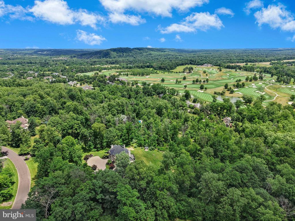 15 GREAT HILLS ROAD