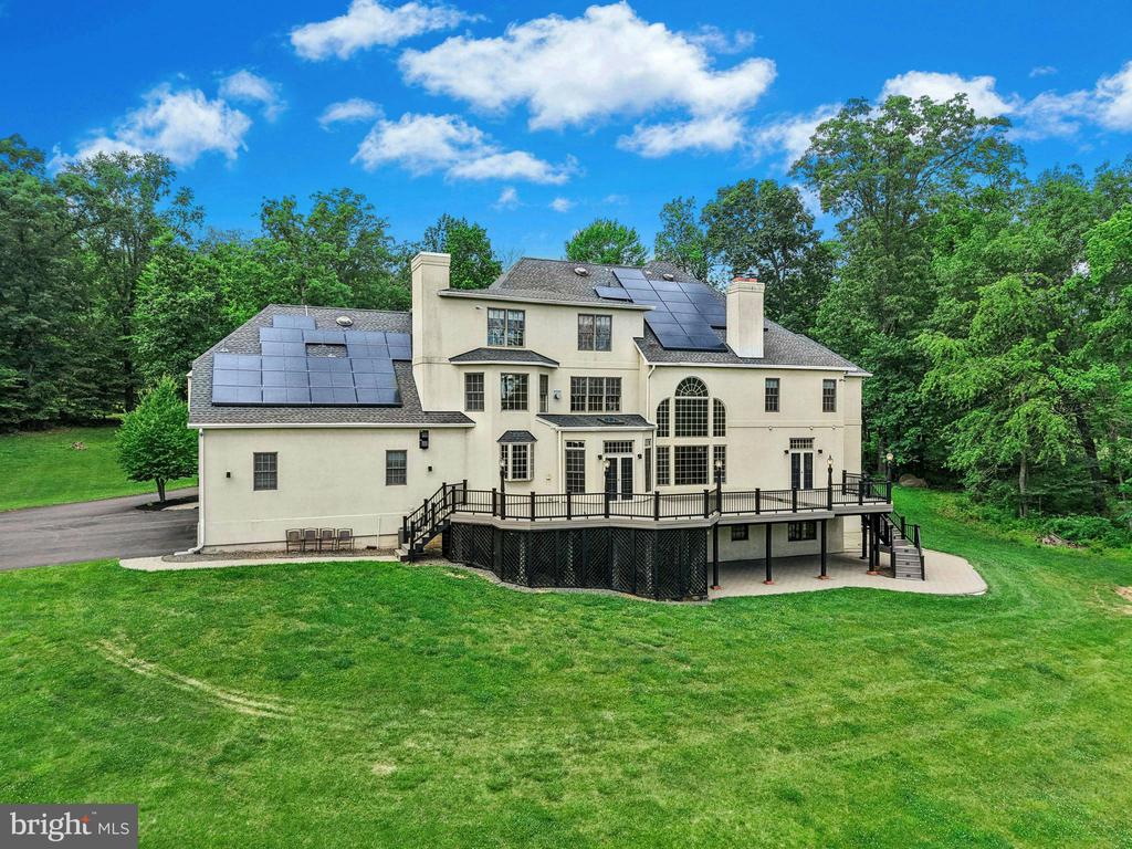 15 GREAT HILLS ROAD