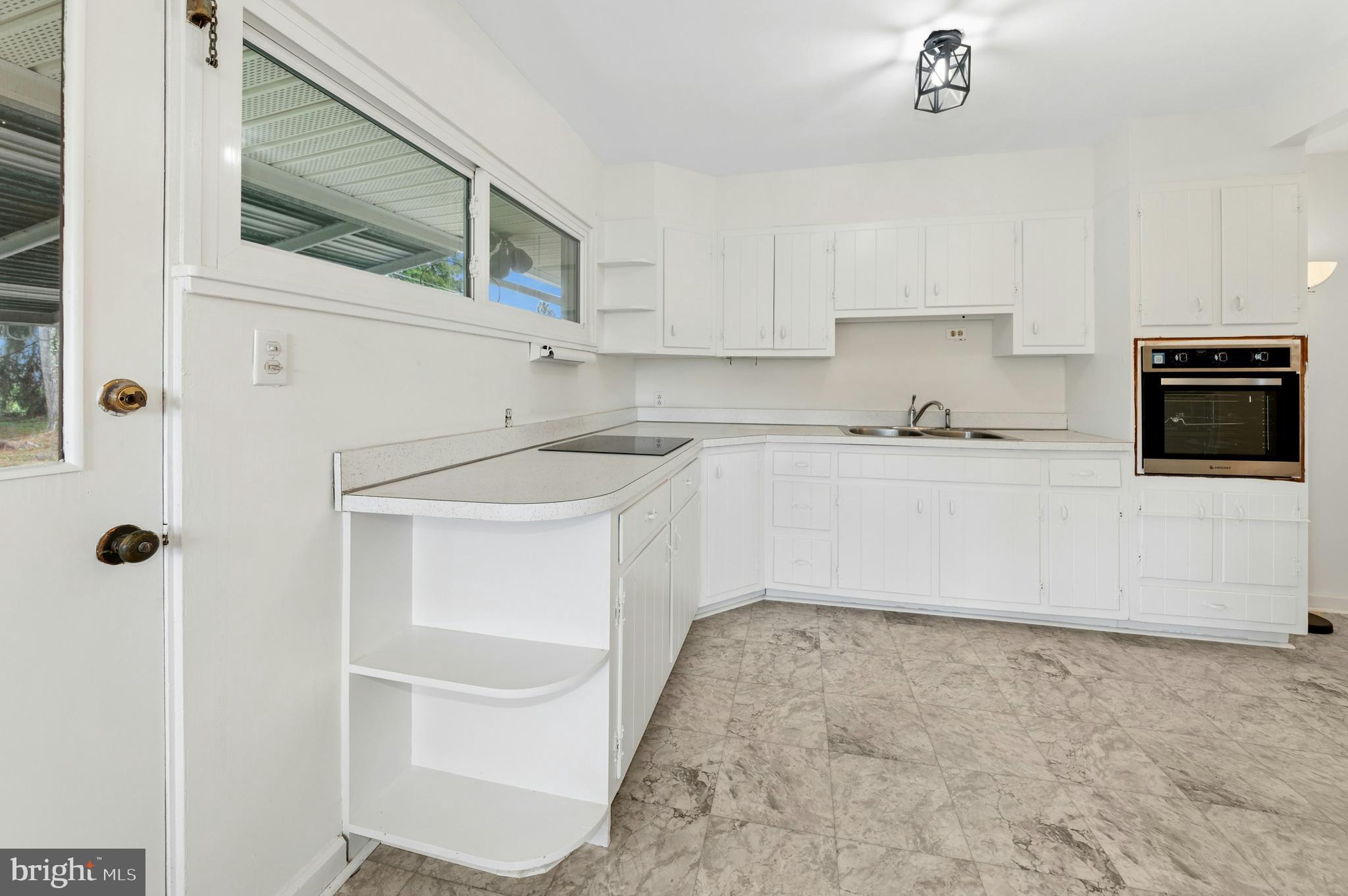 1317 MICHAEL ROAD