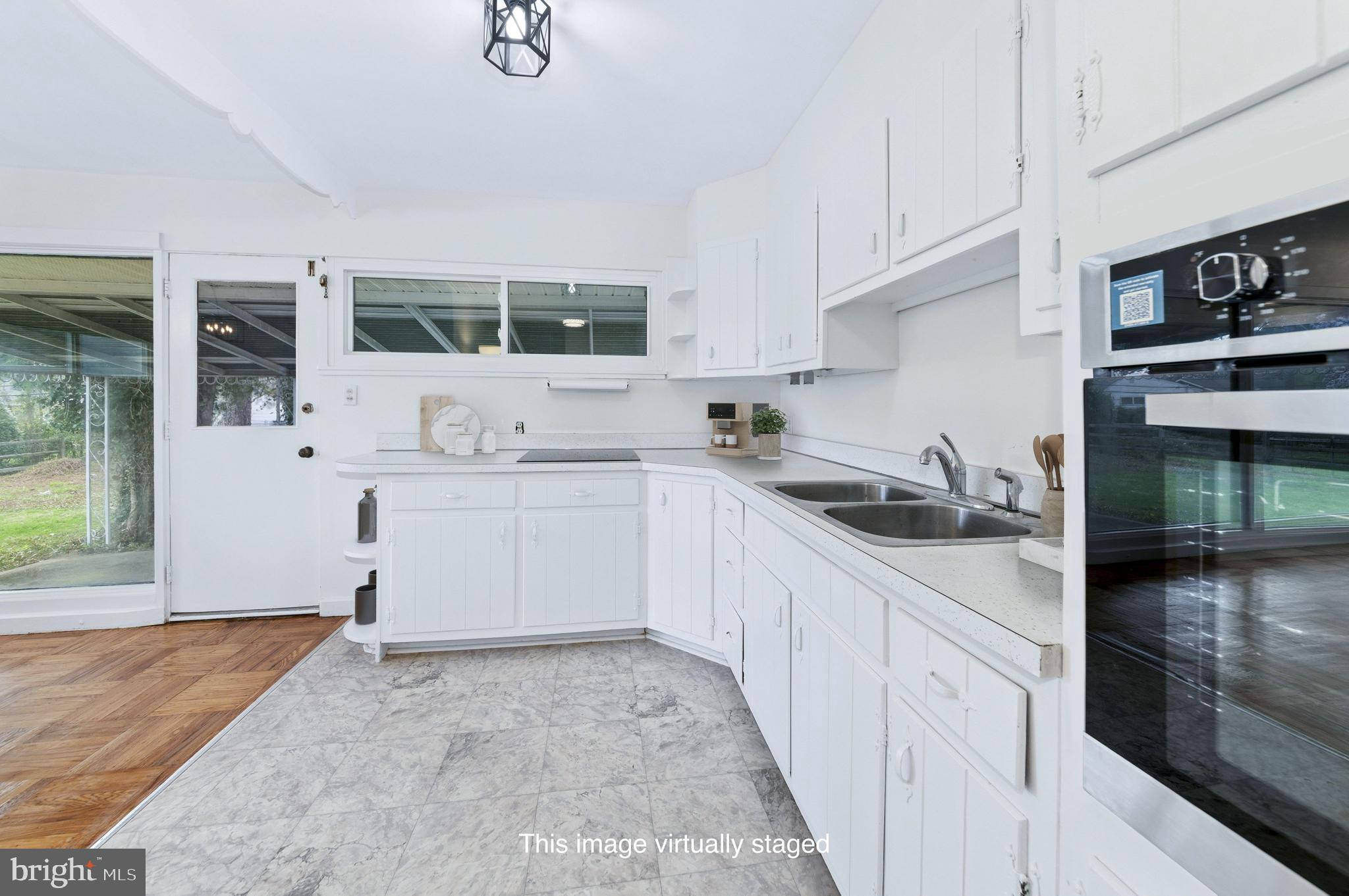 1317 MICHAEL ROAD