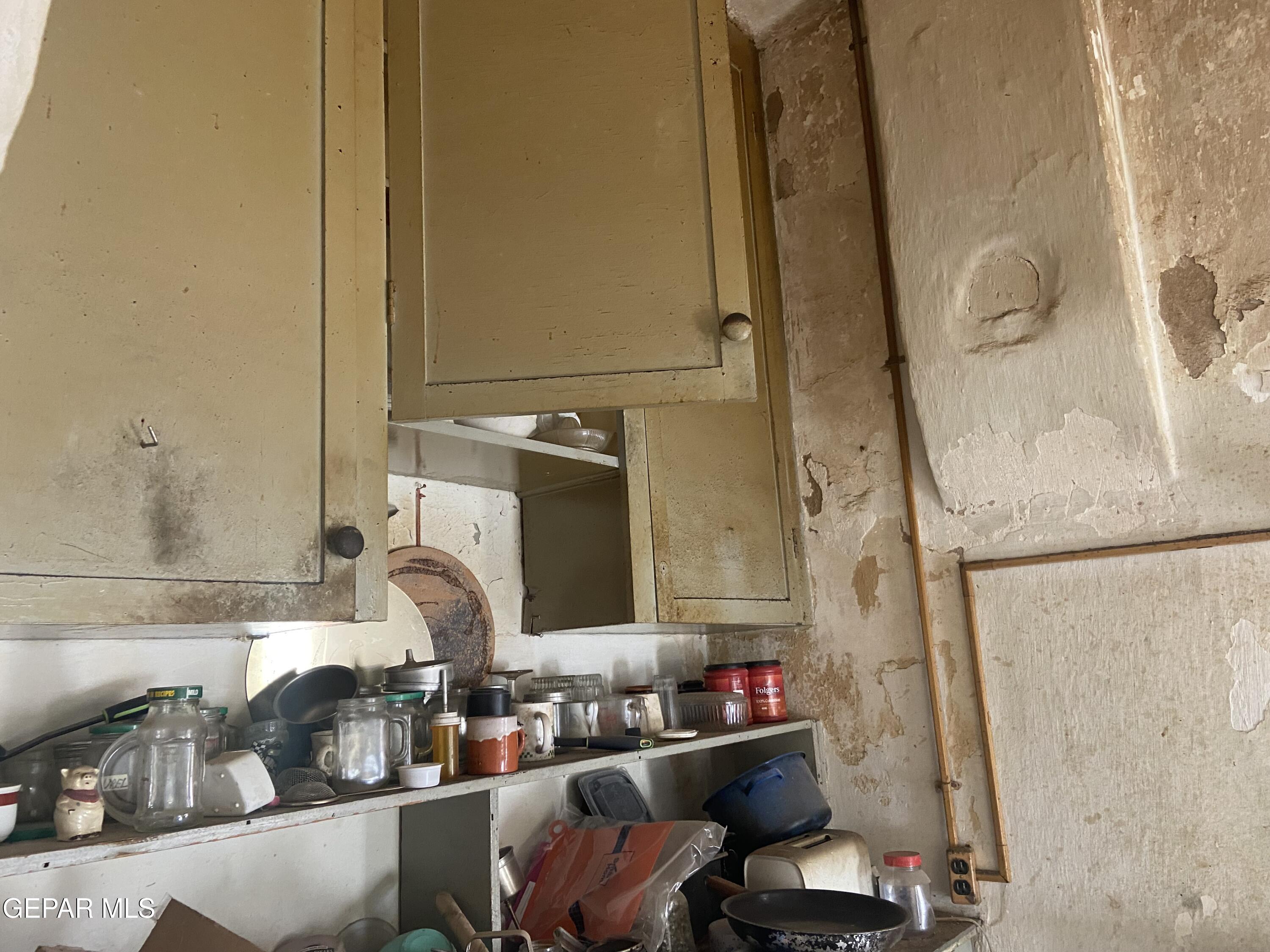 2320 San Jose Avenue