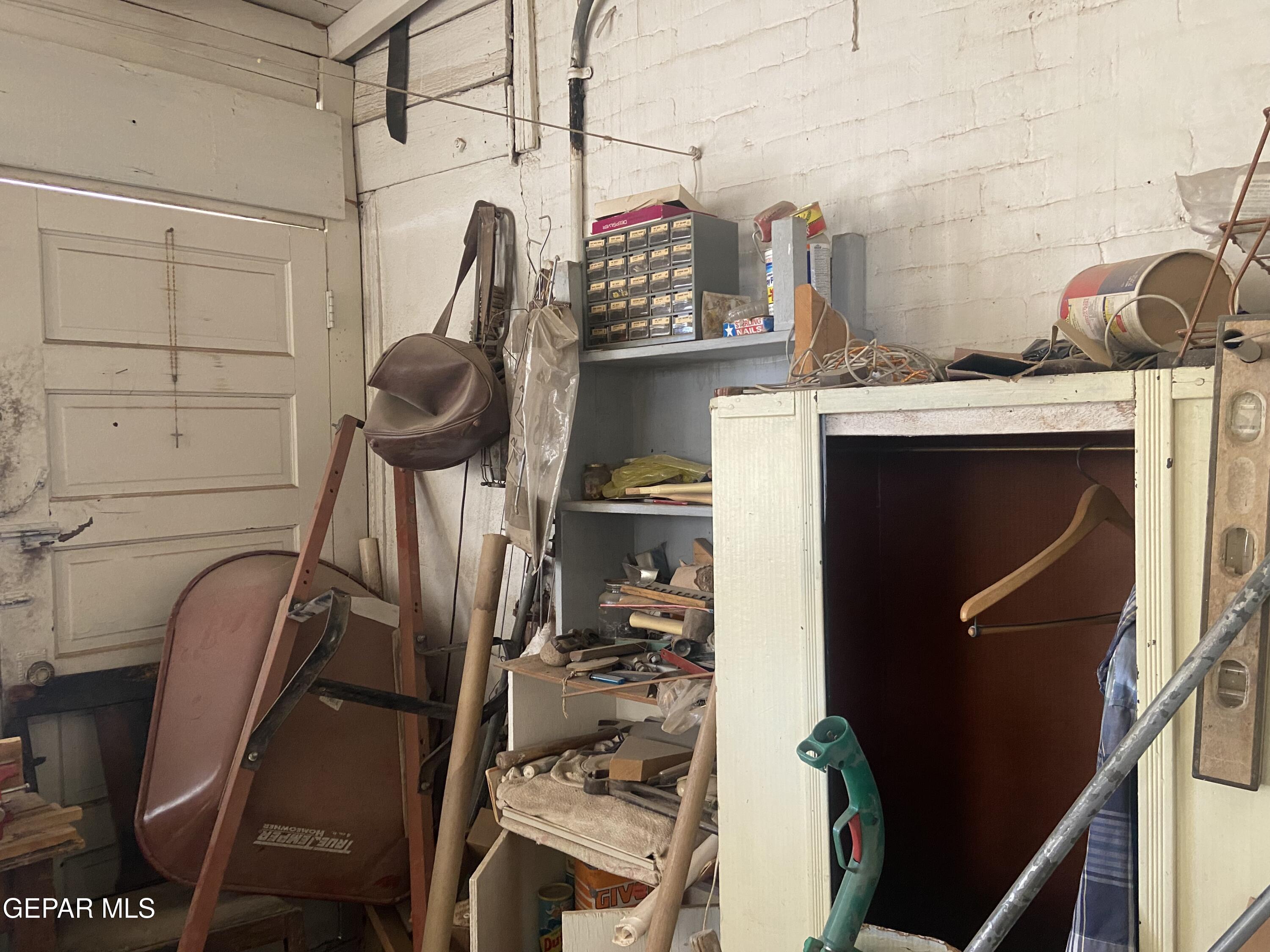 2320 San Jose Avenue