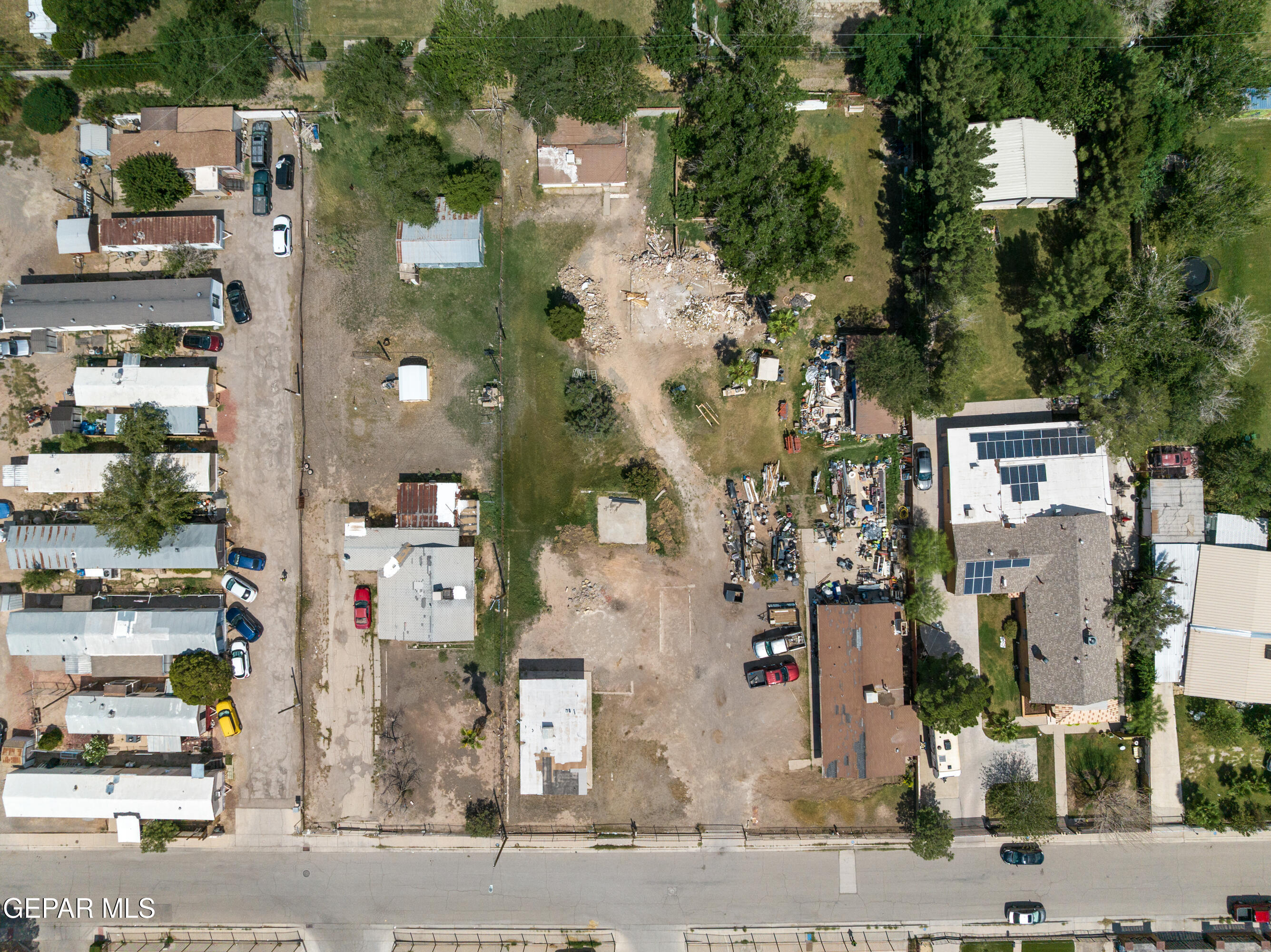 525 Center Way