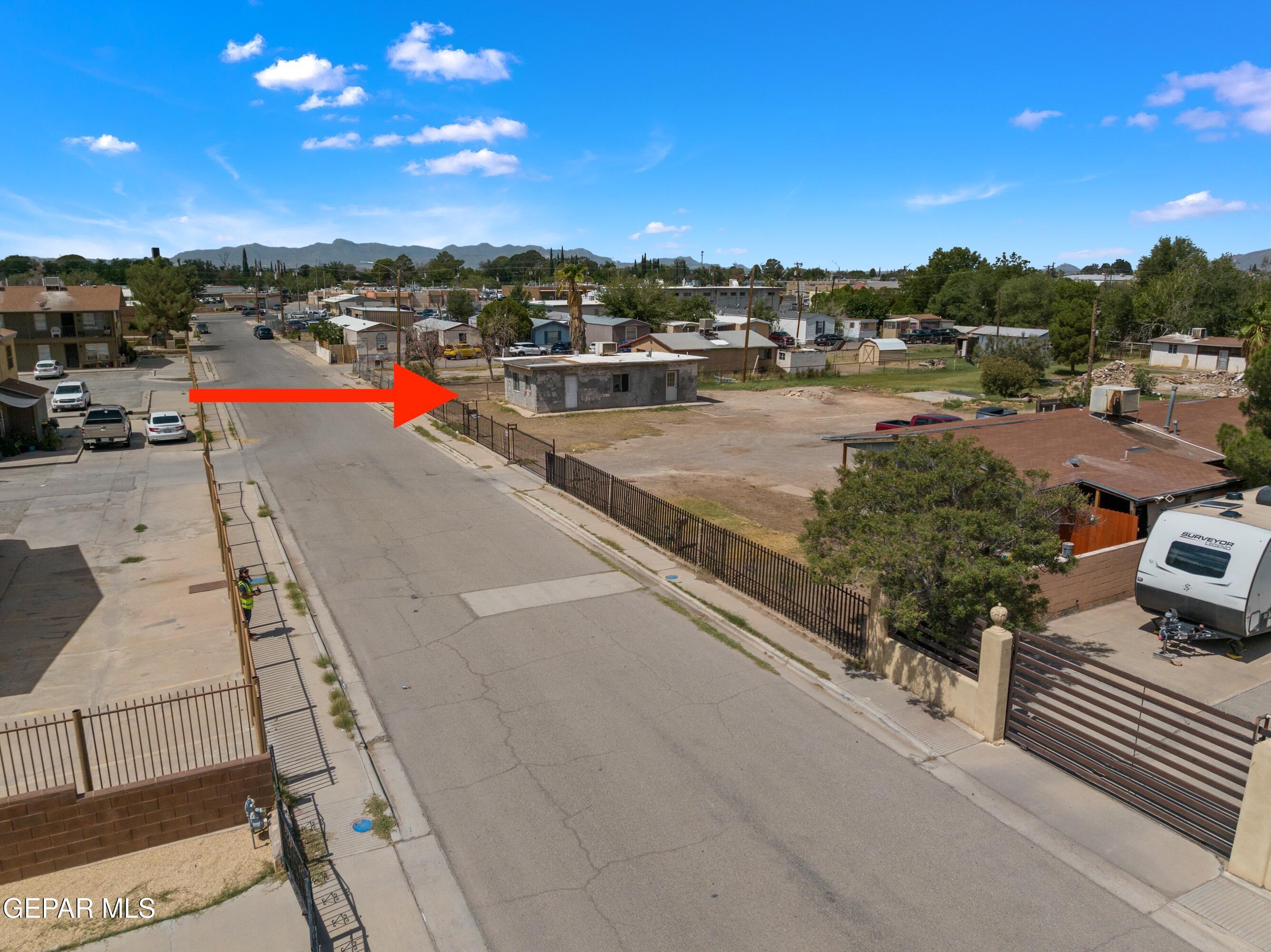 525 Center Way
